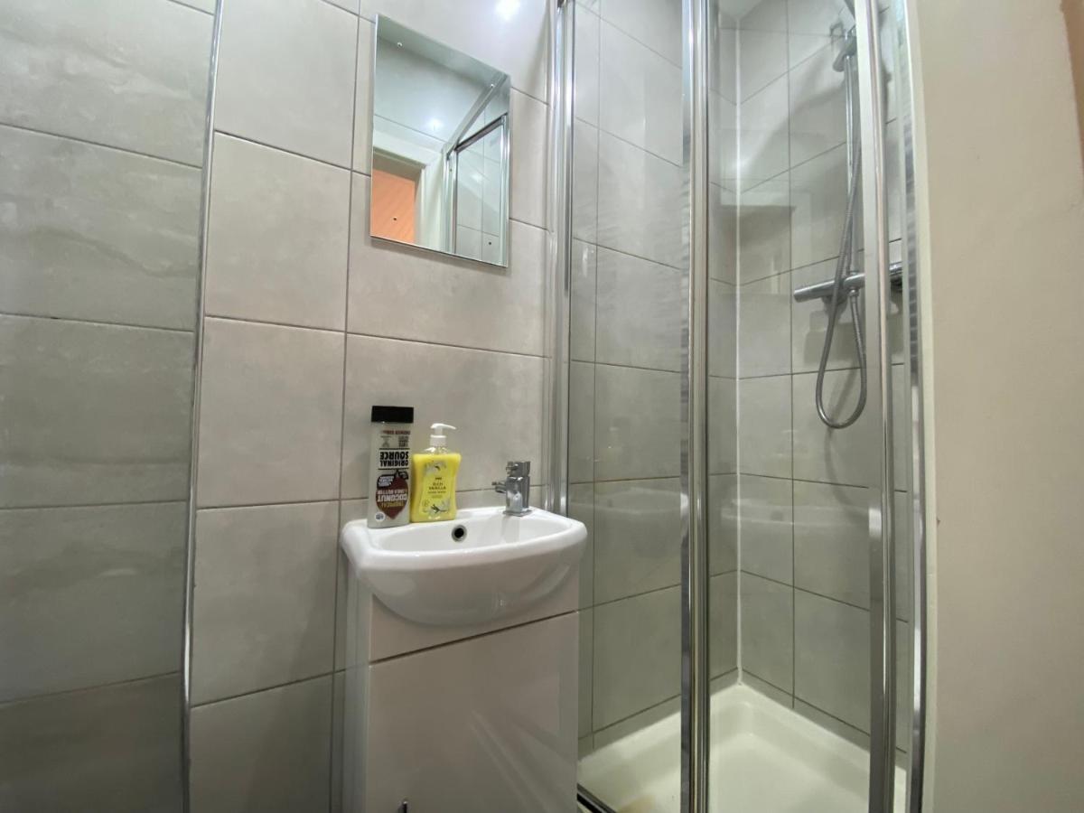 Nice Living Serviced Accommodations 2 Coventry Exterior foto